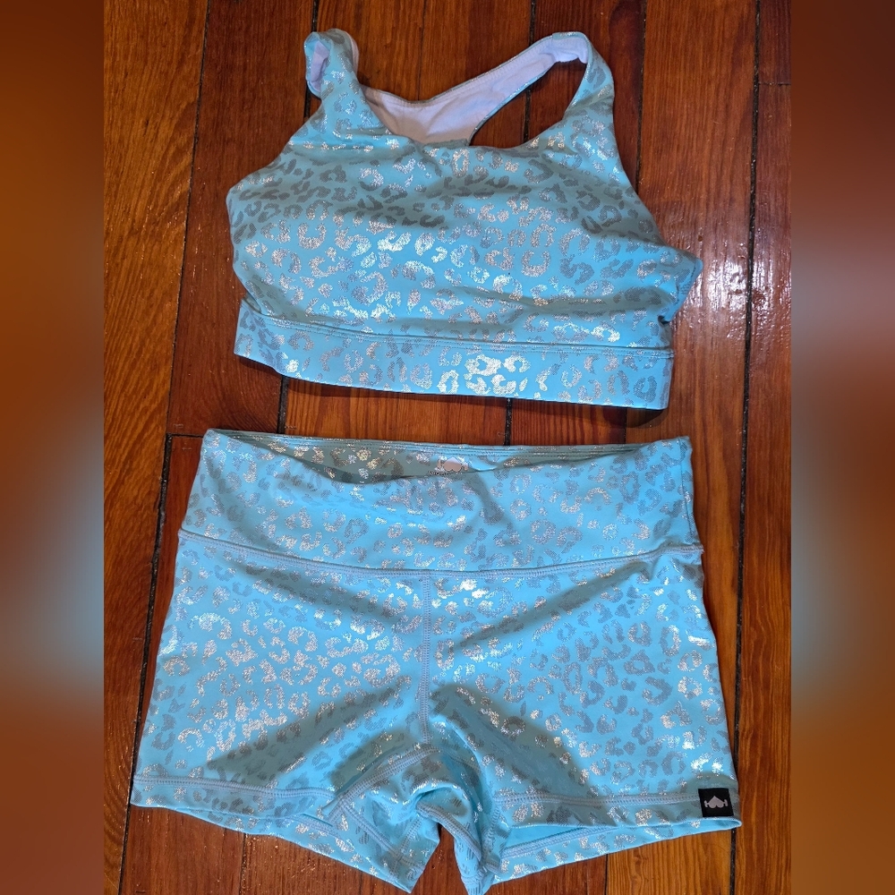 WODbottom Baby Blue and Silver Leopard Print Sports Set. Size medium